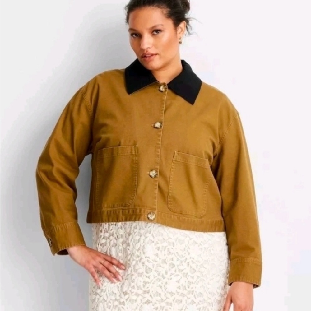 Women's Khaki Tan Jacket with Black Collar